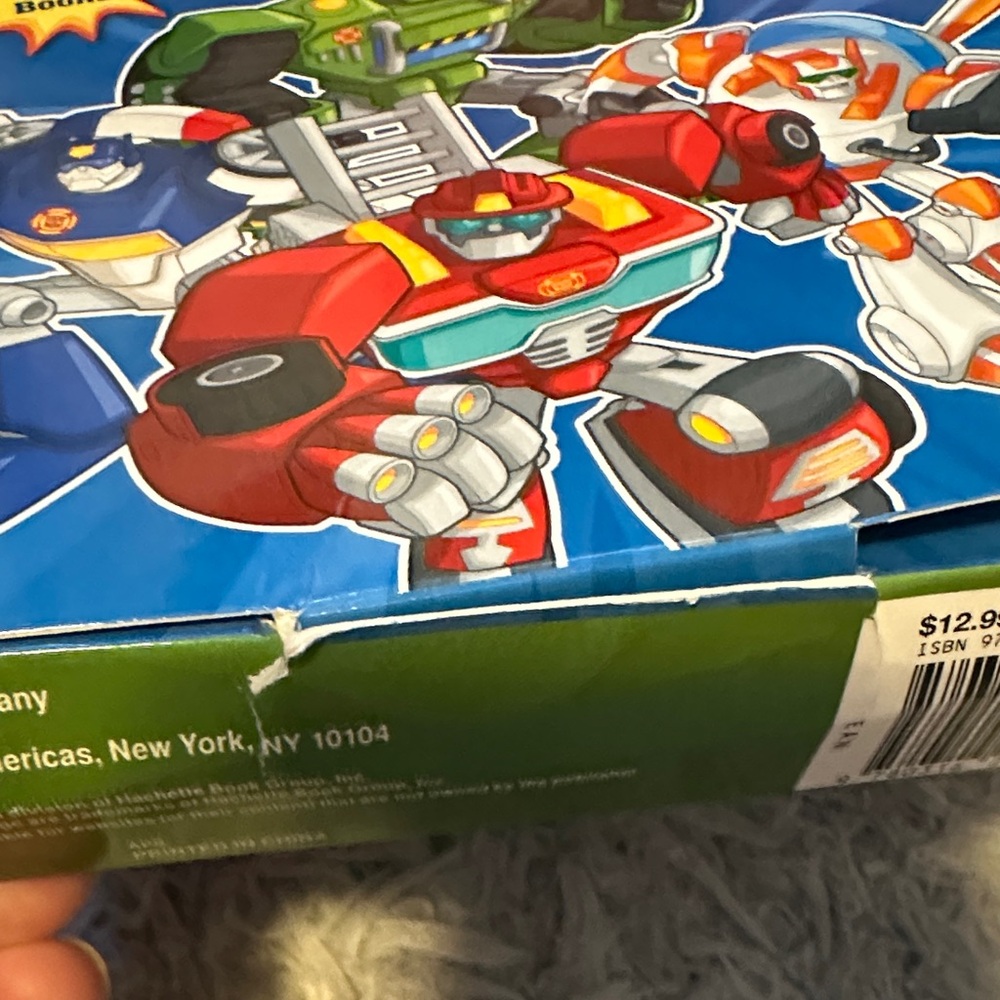 Rescue Bots Phonics box and Reading Adventures Set - Picture 8 of 8